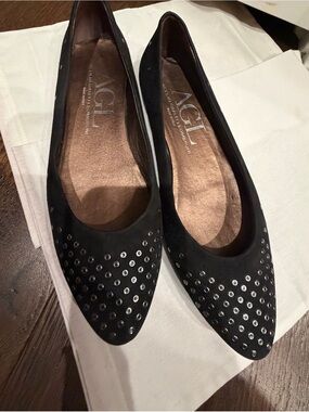 AGL Black Pointed Toe Studded Ballet Flats size 40